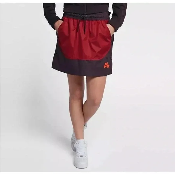 NIKE AIR | Side Snap Skirt | L - Picture 2 of 9
